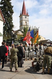 Američtí kavaleristé uctili i v roce 2015 památku svých předchůdců, kteří bojovali v Operaci Kovboj.